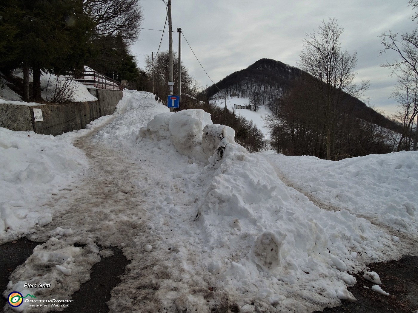 74 Seguo la via Monte Tesoro.JPG